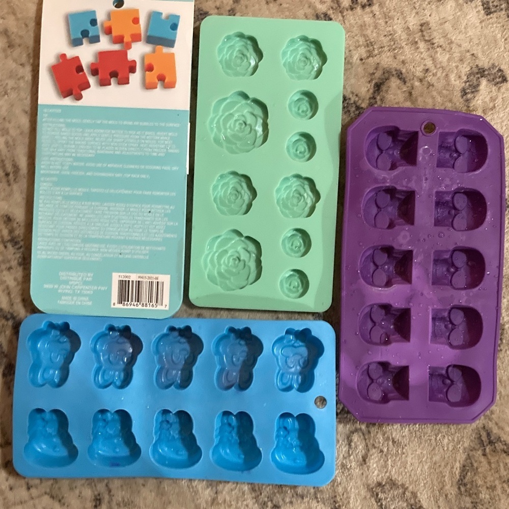 Assorted Silicone Molds for Baking and Crafts - Picture 5 of 10
